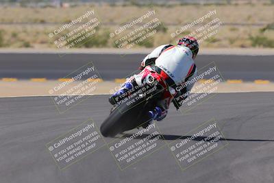 media/Oct-08-2022-SoCal Trackdays (Sat) [[1fc3beec89]]/Turn 11 Backside (1145am)/